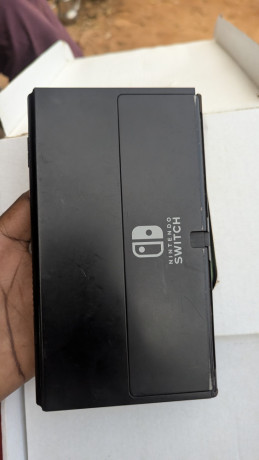 nintendo-switch-big-2